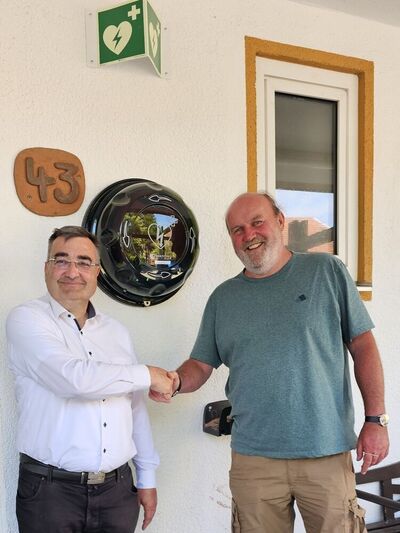 Ortsbürgermeister Rüdiger Jung und der erste Vorsitzende der SPD Höringen Stefan Brutscheck